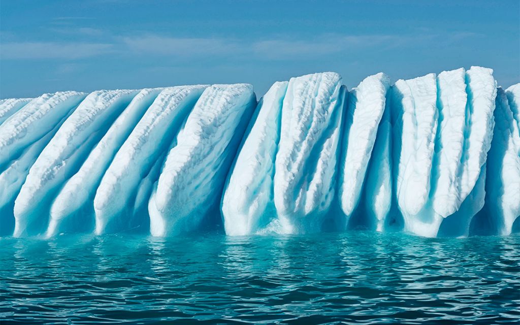 Почему ледники в Антарктиде пресные?
